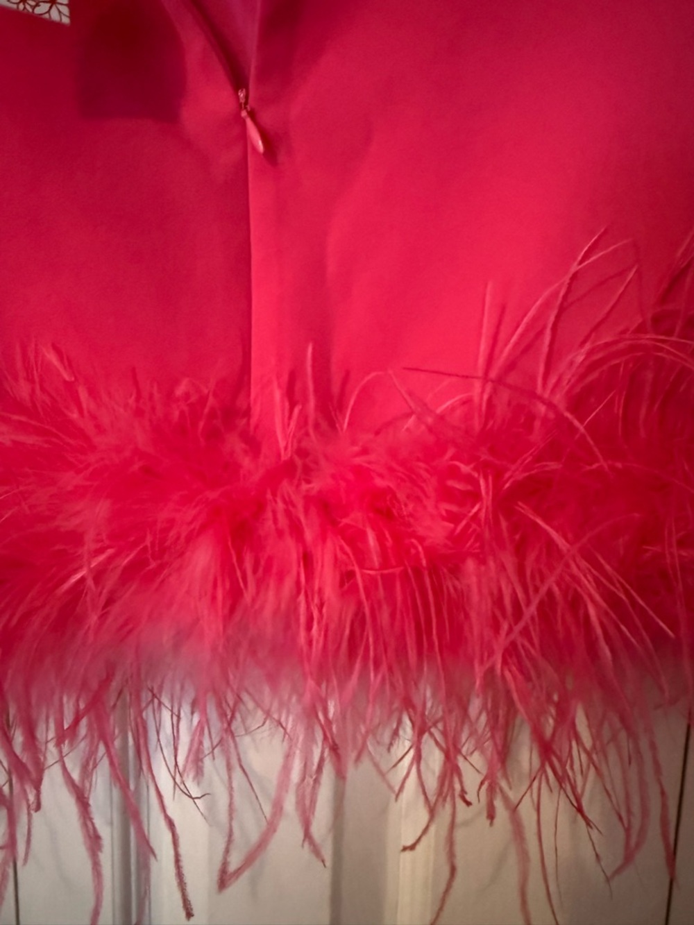 La’Ros Pink Feather Trim Crop Top NWT size large - Picture 8 of 9